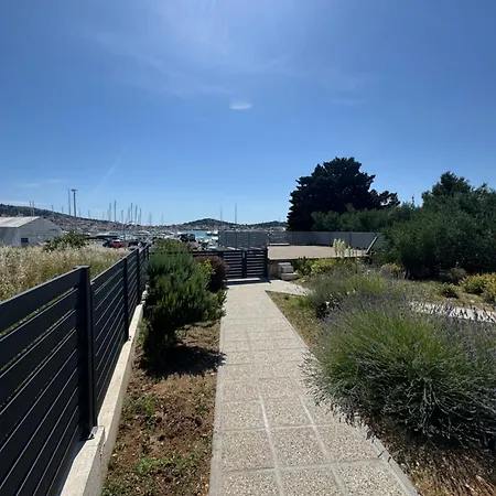 度假居 House Ivy - Next To Marina Hramina *