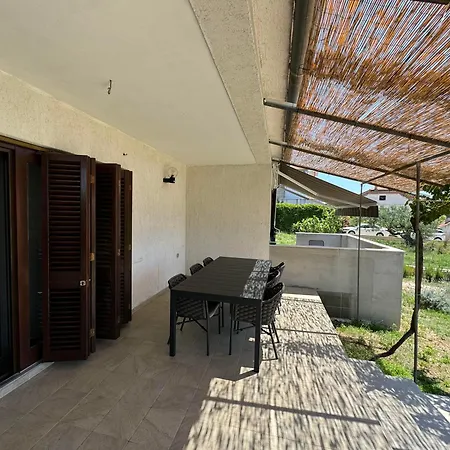 Semesterbostad House Ivy